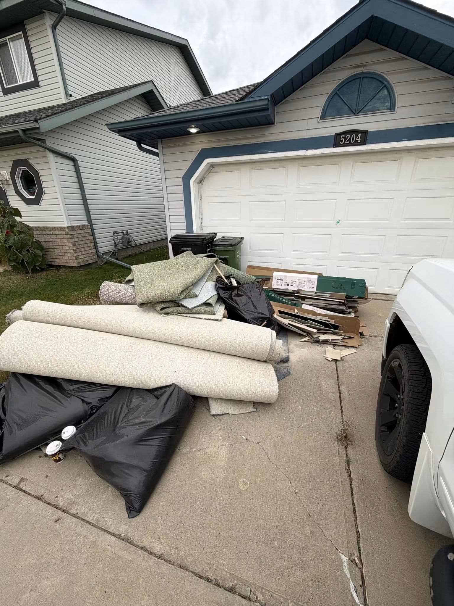 Junky Jan Junk Removal & Hauling Services junk removal in Hollywood, FL - photo 6
